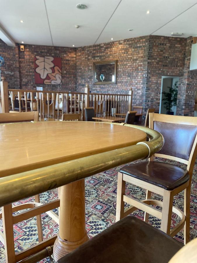 Woodlands Hall Hotel Ederyn Bagian luar foto