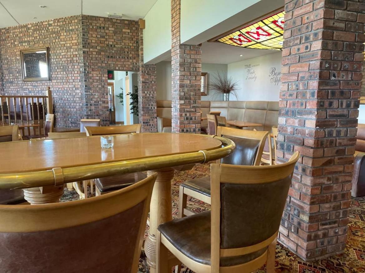 Woodlands Hall Hotel Ederyn Bagian luar foto